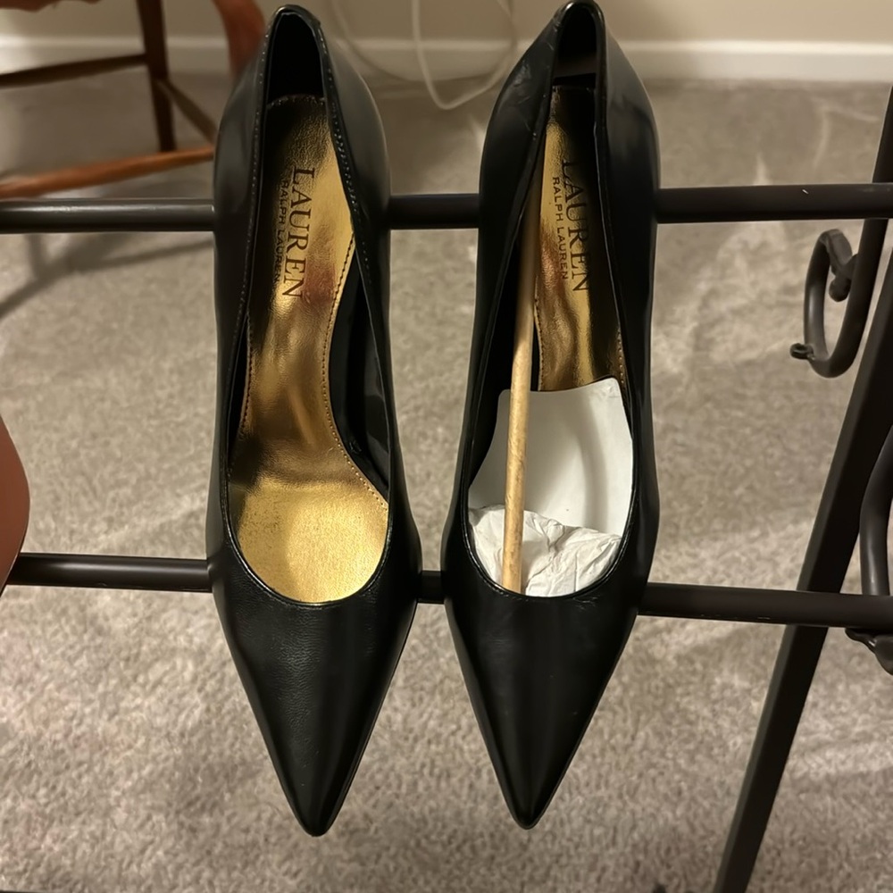 Lauren Ralph Lauren (Sarina) Heel. I have brown and black.